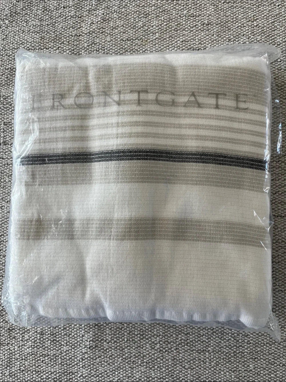 New Frontgate Resort Collection Turkish Hand Towel Set 2 Fog White Black NWT